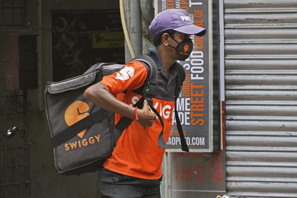 photo of Swiggy, the Indian food delivery giant, seeks $1.25 billion in IPO after receiving shareholder approval image