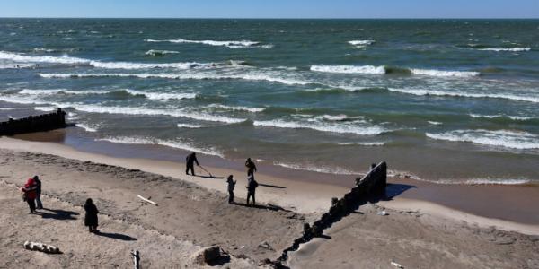 photo of Illinois city plans to source its future drinking water from Lake Michigan image