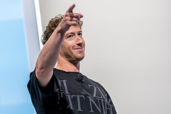 Meta is paying to peek at how you use…