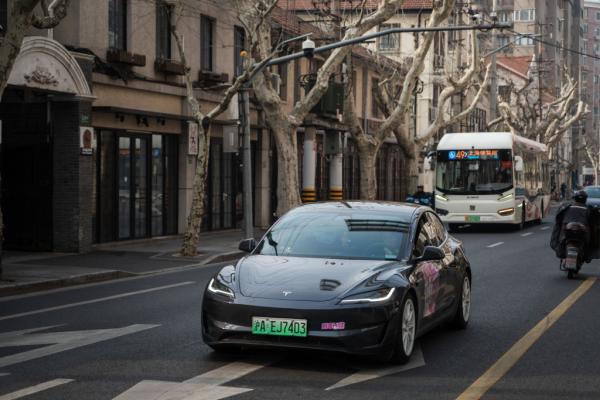 Tesla pushes back on Autopilot narrative…