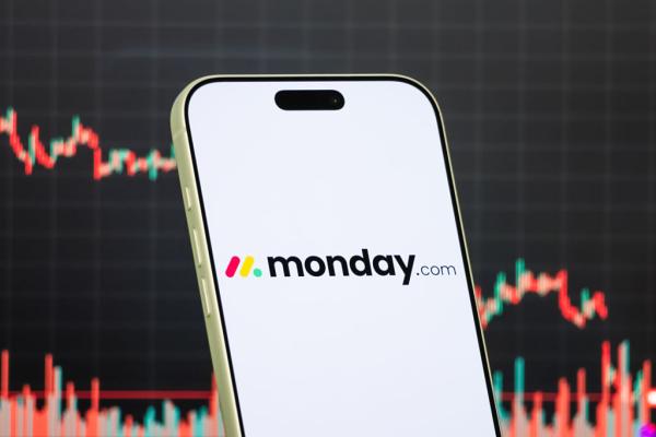 photo of Monday.com lays off hundreds to focuses on AI image