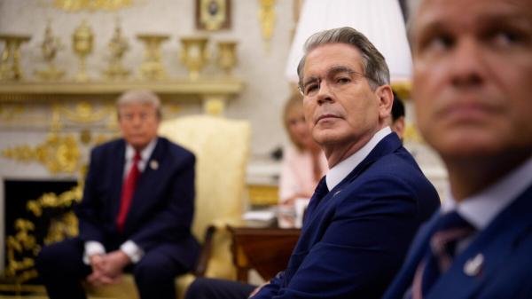photo of US Treasury Chief Threatens Sanctions on Chinese AI Labs Over ‘IP Theft’ Concerns image