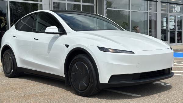Tesla Model Y RWD 2026 Review: an…