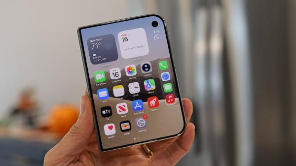 iOS 27.2 launches with Siri updates, a&hellip;