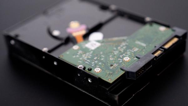 Peer-reviewed study of 443,000 Backblaze…