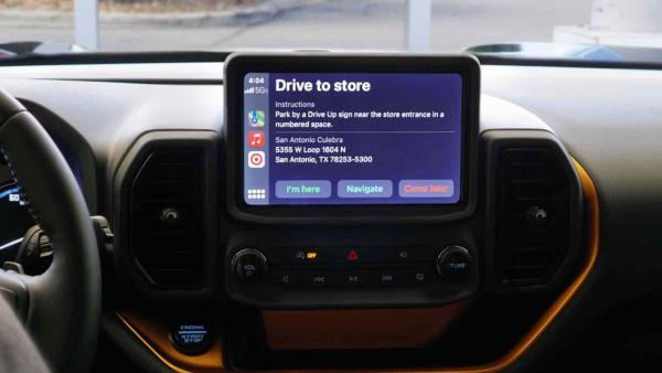 photo of Target aims to make picking up orders even easier by integrating with Apple CarPlay image