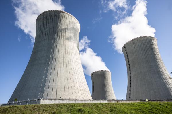 photo of US restarts three shut-down nuclear reactors to feed AI data centers image
