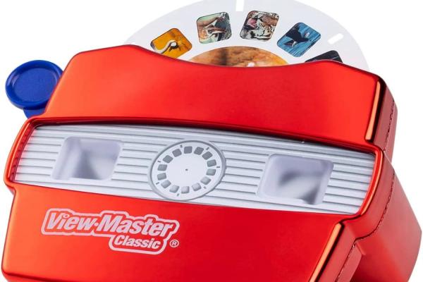 photo of Yeah, Mattel Really Is Trying to Make a View-Master Movie image