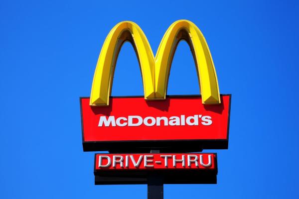 photo of FDA Cites Dirty Equipment, Poor Sanitation at McDonald’s Onion Supplier After E. Coli Scare image