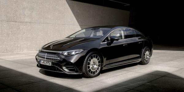 photo of Mercedes-Benz unveils new EQS with 926 km range, 800V charging, steer-by-wire image