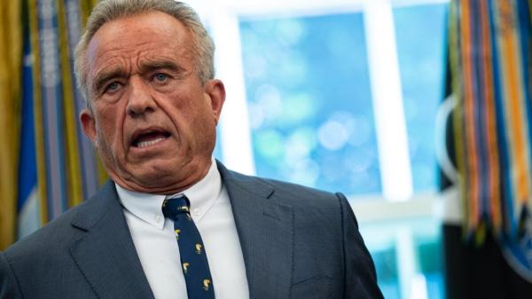 photo of RFK Jr. Begs Canada to Pardon 400 Ostriches So That We Can ‘Understand’ Them image