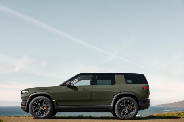 photo of Rivian sues the US government for ‘full refund’ of Trump tariffs image