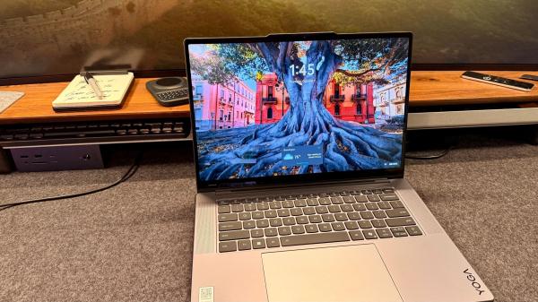 photo of Lenovo Yoga Pro 7i Gen 11 Aura Edition OLED laptop review image