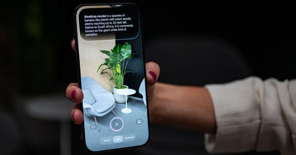 Apple’s Camera Chief Thinks AI Can…