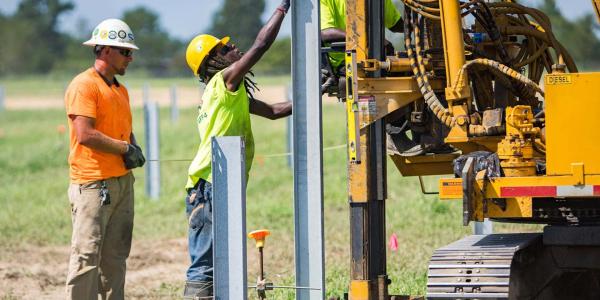 A huge Arkansas solar + storage project…