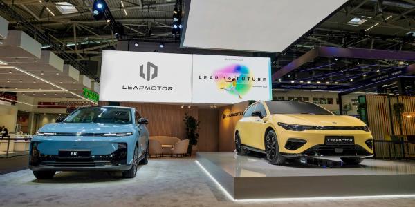 photo of Stellantis wants to build Chinese Leapmotor EVs at its idled Canadian plant image