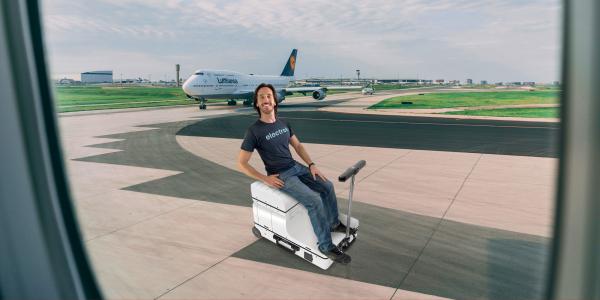 photo of Awesomely Weird Alibaba EV of the Week: This 18 MPH suitcase is a terrible idea image