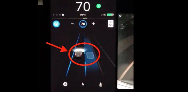 photo of Tesla updates its Autopilot auto lane change animation image