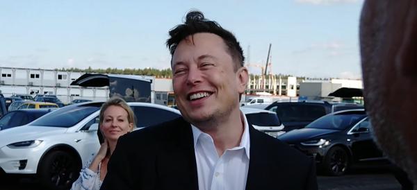 photo of Elon Musk says Tesla (TSLA) is worth $3,000 a share ‘if they execute really well’ image