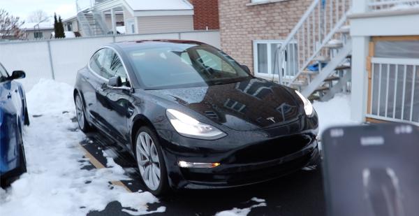 photo of Tesla starts offering ‘anti-ice window treatment’ after some issues in winter image