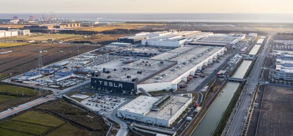 photo of Tesla’s China business is flipping: sales down 12%, exports double image