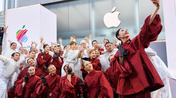 photo of Tim Cook Visits China for the Third Time in 2026 image