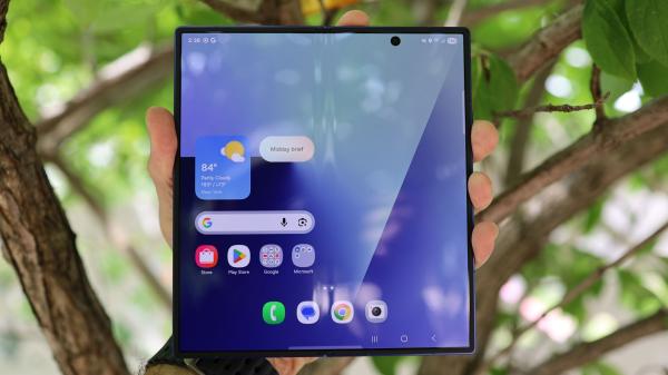 Whoops! Samsung just leaked its Galaxy&hellip;