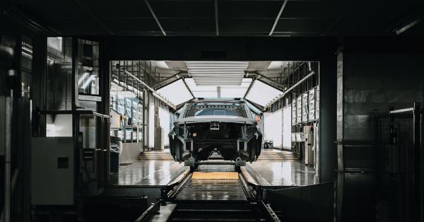 photo of To Build Electric Cars, Jaguar Land Rover Had to Redesign the Factory image