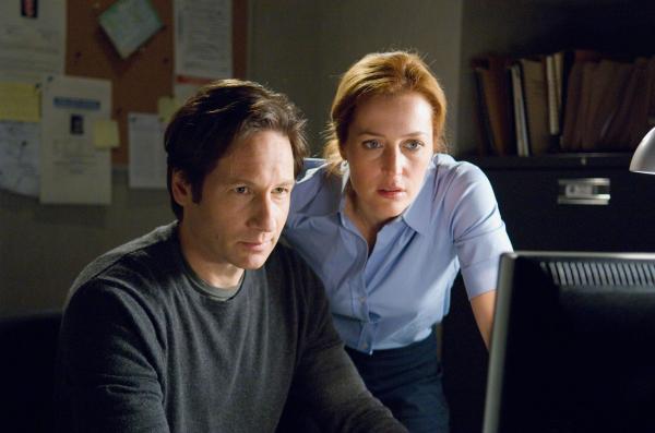 photo of The X-Files creator Chris Carter wanted to make a more horrific movie image