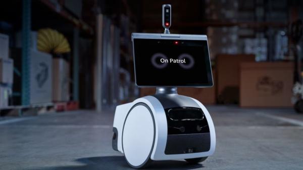 photo of Amazon is killing off its business patrol robot image