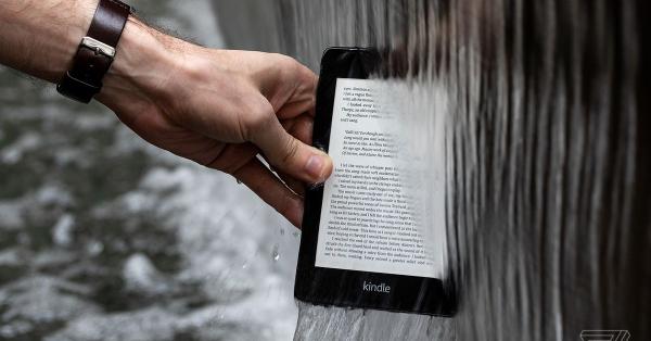 photo of Amazon’s last-gen Kindle Paperwhite is on sale for 50 bucks right now image