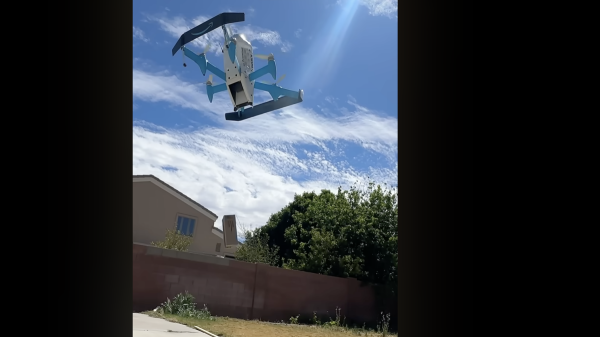 photo of Amazon Delivery Drones Involve a Perilous 10-Foot Drop. Users Are Posting the Apparent Results image
