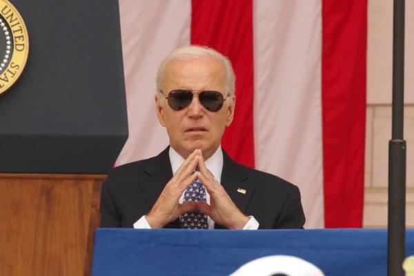 Biden signs sweeping cybersecurity…