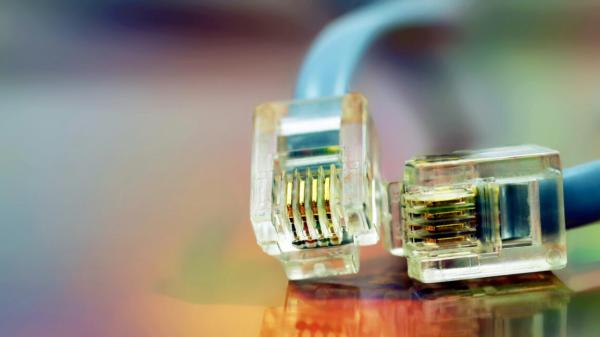 California bill would force ISPs to…