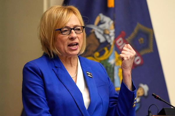 photo of Maine governor vetoes bill temporarily banning large data centers in the state image