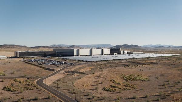 photo of President Trump threatens TSMC with 100% tariff if it doesn't build in the U.S. image