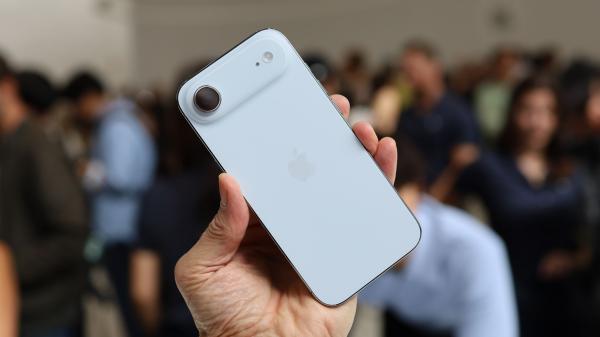 photo of Apple just future-proofed the iPhone Air in a way that only the iPhone 17 Pro can match image