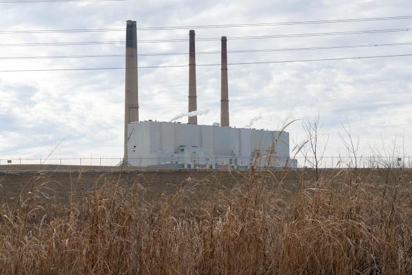 photo of Apple, Amazon join push for looser greenhouse emissions reporting image