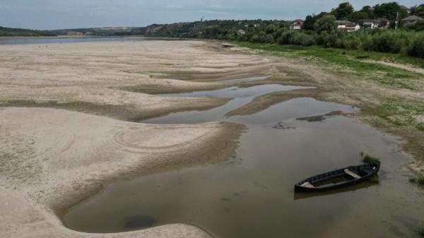photo of The Historic Danube River Drought Is Getting Weird image