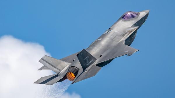 photo of China allegedly intercepted UPS-shipped F-35 parts after employee missed email warning image
