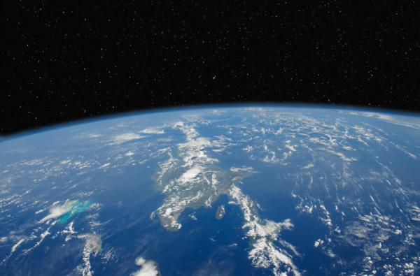 Amazon tells FCC to bin SpaceX's&hellip;