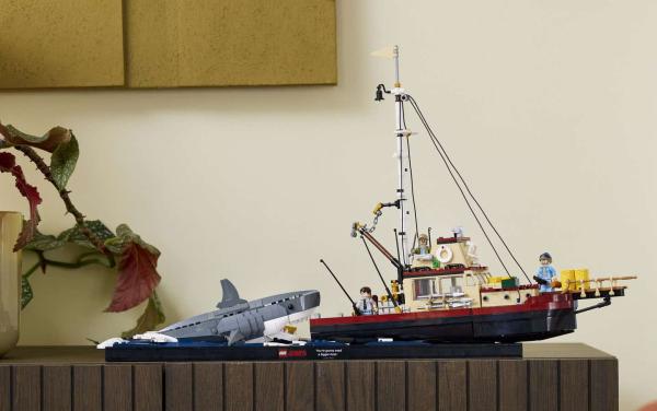 Lego is releasing a Jaws set in August…