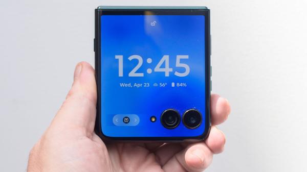 Apple is rumored to be working on an iPhone Flip as well as&hellip;