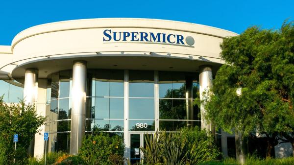 Supermicro's stock plummets 35% in one…