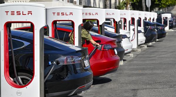 Tesla will now let you drive off&hellip;