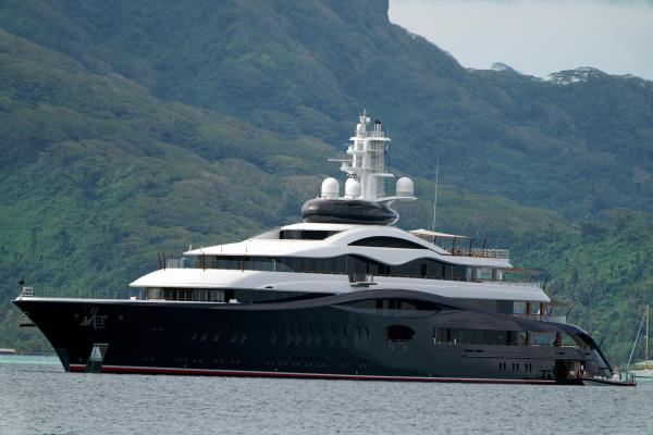 Zuckerberg’s yacht was closer, but…