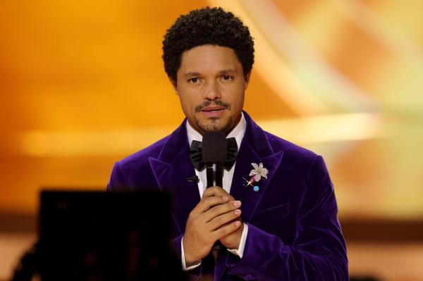 photo of Trevor Noah is hosting Google’s Pixel 11 launch event image