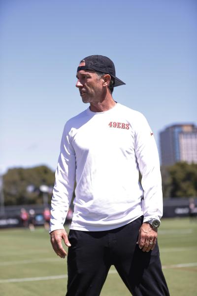 49ers coach says his Tesla was on…