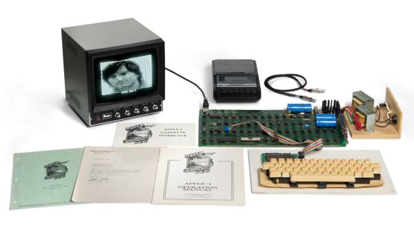 photo of Rare Working Apple-1 Could Fetch $800,000 at Auction image