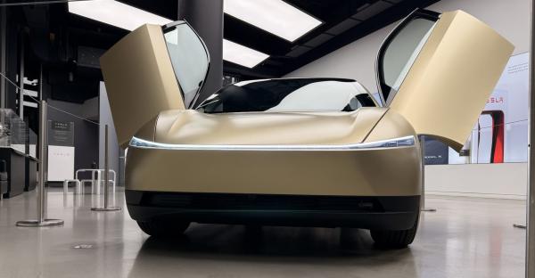 Tesla brings Cybercab to China, rules&hellip;